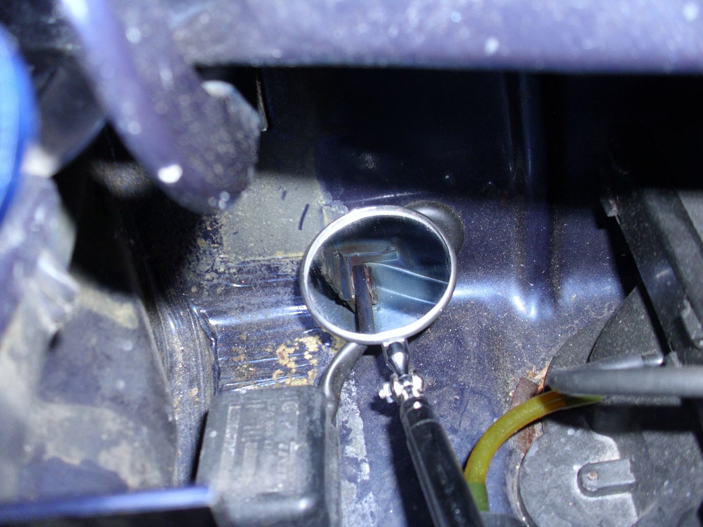 VW Rabbit Forum " Removing/Installing/Replacing Hood" Volkswagen Rabbit